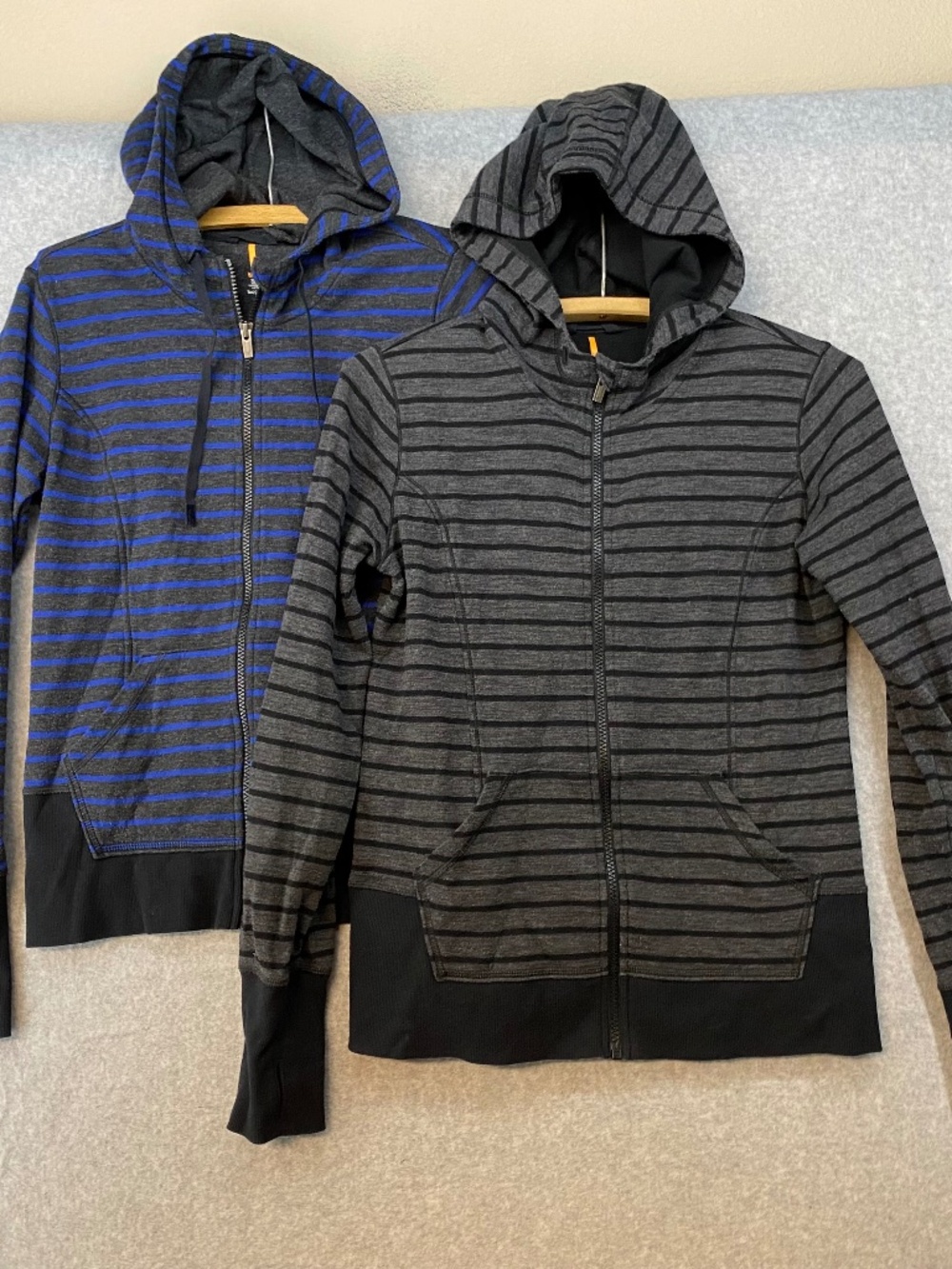 2 Lucy Activewear Size M • Striped Hoodie • Full Zip • Blue • Grey • Soft!